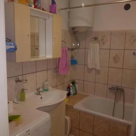 One Bedroom With Terrace Apartamento Gradac (Split-Dalmatia)